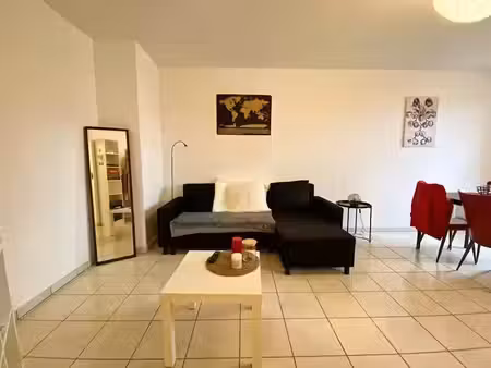 location meublée appartement 1 pièce 25 m² à la rochelle (17000)  520 €