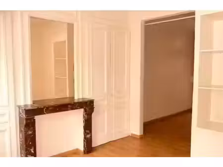 location appartement 1 pièce 30 m² à lille (59000)  550 €