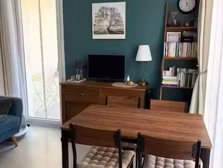 location meublée appartement 1 pièce 25 m² à lille (59000)  550 €