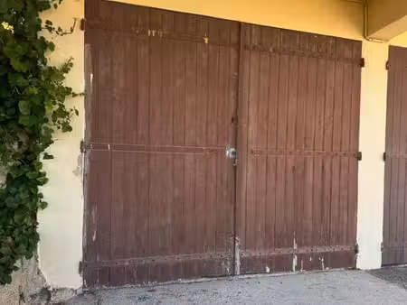garage - 16m ²
