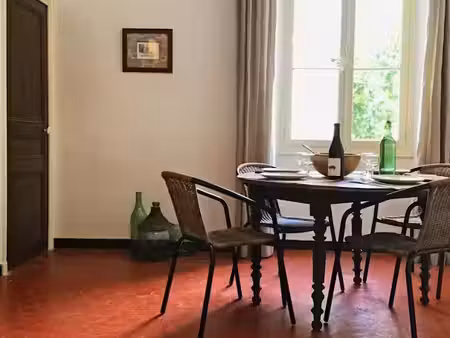 location meublée appartement 2 pièces 40 m² à collobrières (83610)  500 €
