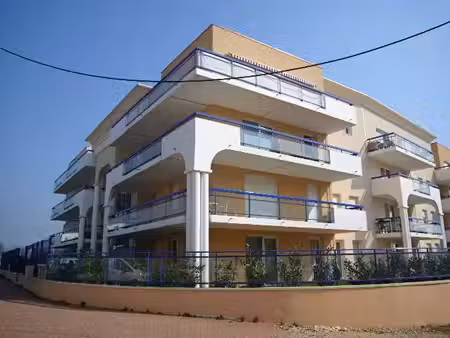 location appartement 2 pièces 34 m² à dijon (21000)  580 €