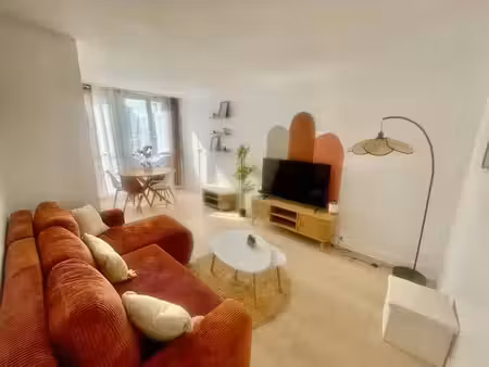 location meublée appartement 5 pièces 75 m² à noisy-le-grand (93160)  595 €