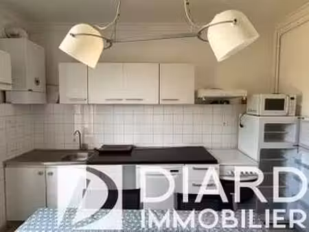 location appartement 2 pièces à fougères (35300) : à louer 2 pièces / 39m² fougères