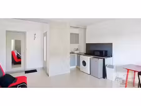 location meublée appartement 1 pièce 25.07 m² à pithiviers (45300)  380 €