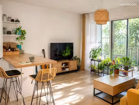 appartement à bordeaux bastide. logement entier meublé t2