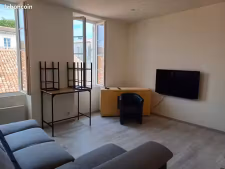 appartement cozes centre ville 45m2