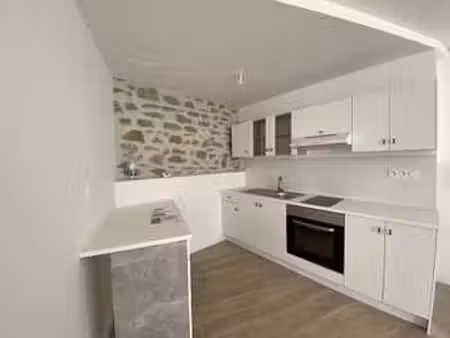 location appartement 2 pièces à dinan (22100) : à louer 2 pièces / 39m² dinan