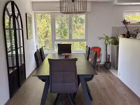 superbe f4 de 122 m2 meublé entièrement rénové - terrasse - metz queuleu