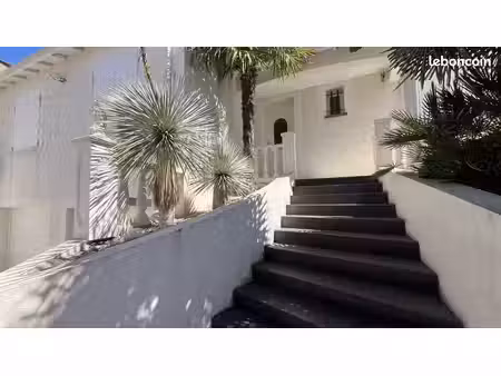 maison 6 pièces 166 m²