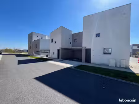 appartement 3 pièces 66 m²