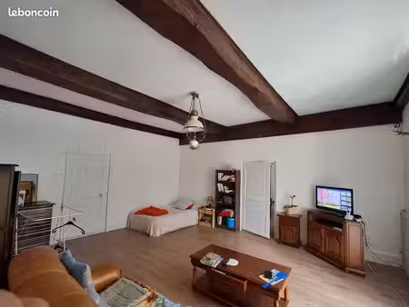 apparemment 104m2