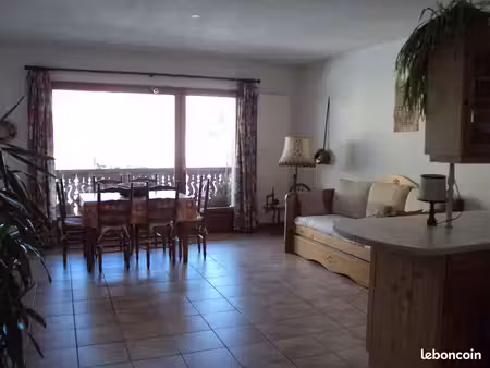 studio 43m² avec balcon face mont blanc