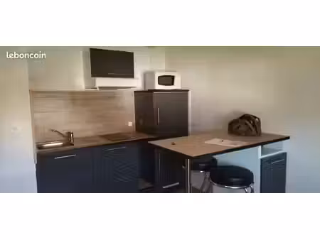 studio résidence sécurisée  parking  quartier calme proche lycée beauregard