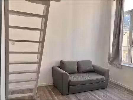 location appartement 1 pièce 23 m² à lille (59000)  580 €