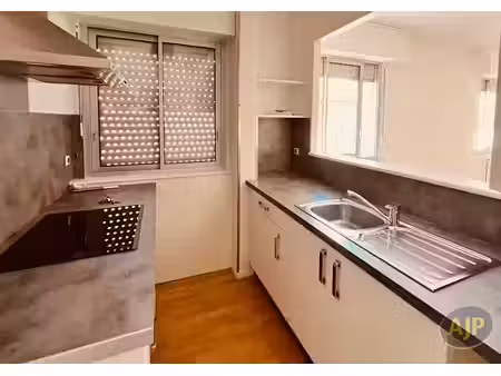location appartement 2 pièces 43.08 m² à libourne (33500)  615 €