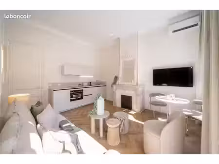 appartement t2 entièrement rénové – saint-victor  marseille 7e