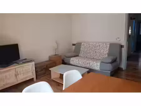 location meublée appartement 2 pièces 40 m² à montpellier (34000)  680 €