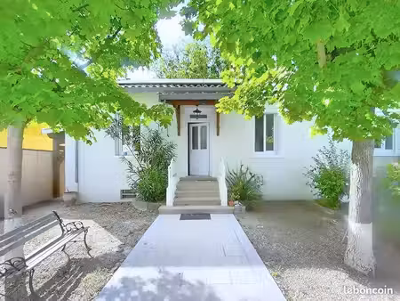 maison 4 pièces 95 m²