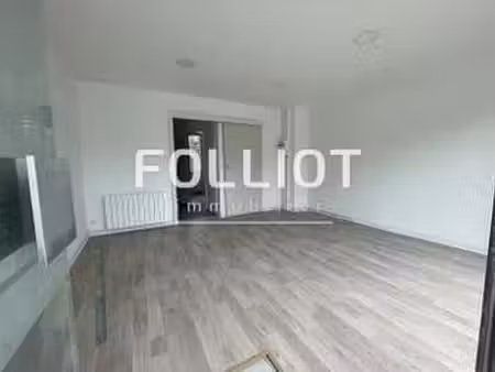 location bureaux et commerces à vire-normandie (14500) : à louer / 35m² vire-normandie