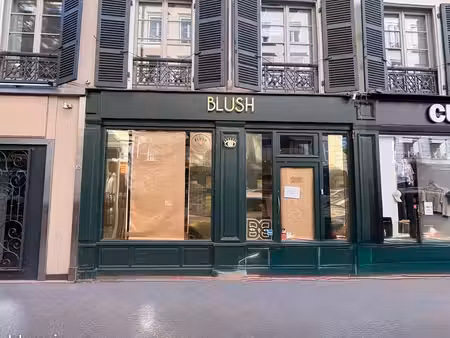 local commercial 60 m²