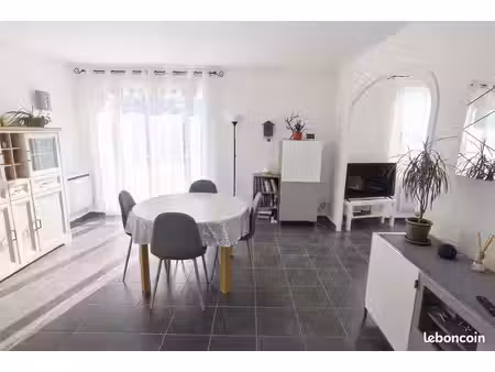 à vendre – appartement t3 lumineux – rillieux village