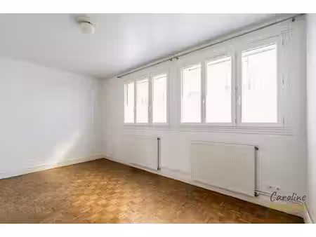 a vendre nantes centre t2 derrière le cour cambronne