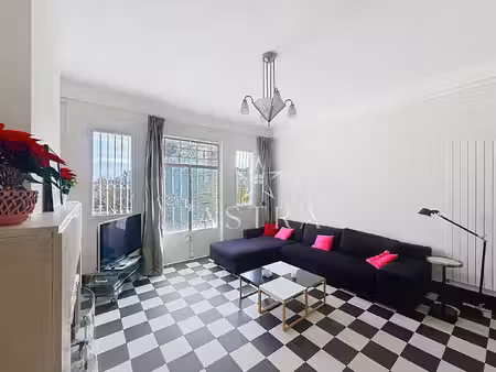jolie maison d'architecte de 5 pièces - domaine du parc