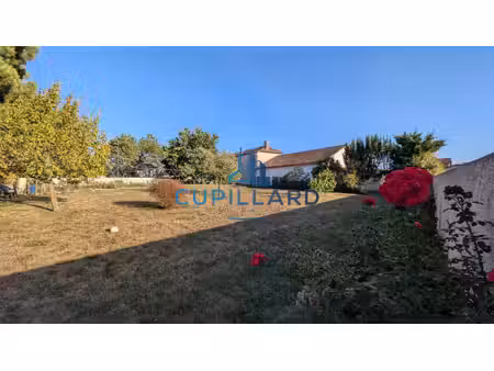 saint-germain-lespinasse - parcelle de terrain constructible