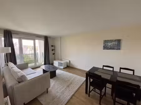 appartement meublé - 3 pièces de 60 m² situé à colombes