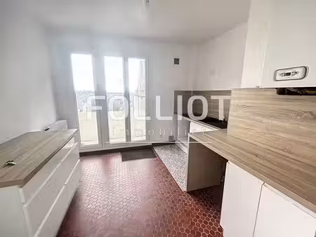 appartement t5 (90 m²) à louer à coutances