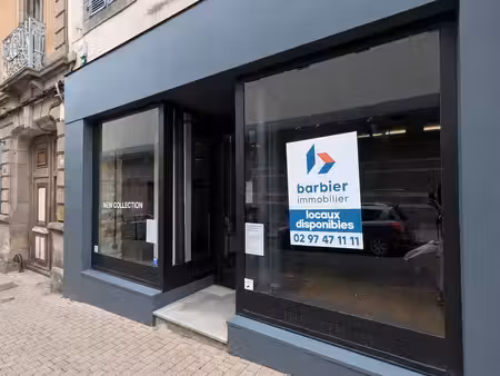 vannes hyper centre - local commercial de 70 m² environ