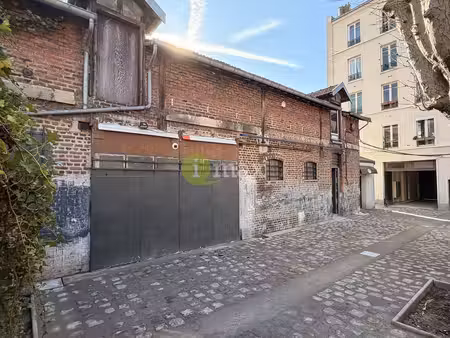 local d'activité - mairie saint-ouen - 450 000€ fai