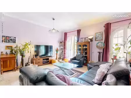 appartement 6 pièces 165 m²