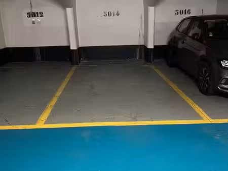 indigo hoche - parking à vendre