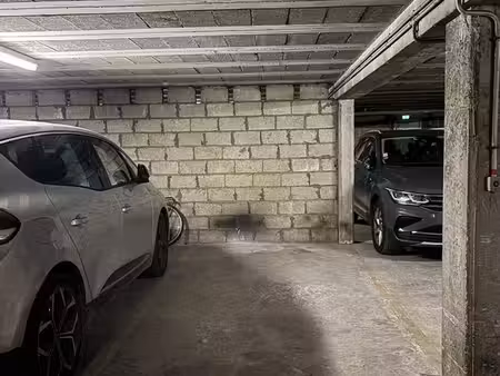 a vendre place de parking 10m2