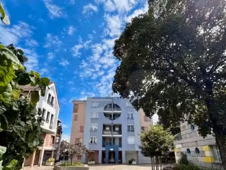 studio 32 m² en excellent état – 1er étage – idéal étudiant ou investissement locatif – pr