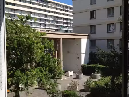 grenoble vallier / eaux claires – t2 rénové 37 6 m² au calme sur cour
