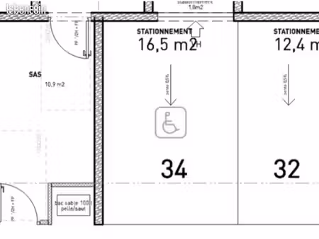 à vendre place parking 16.5 m2