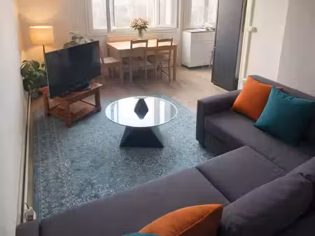 appartement traversant 4 pièces – 56 21 m²