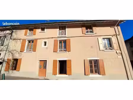 maison de ville 8 pieces de 177 m2(loi carrez)