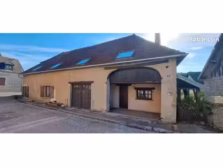 maison de village