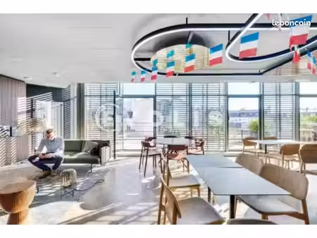bureau 55 m²