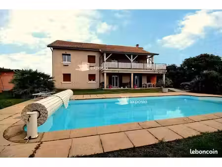appartement t4 120 m² avec piscine