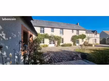 propriété 8 pièces 370 m²