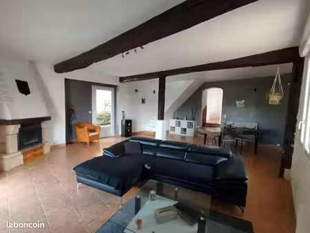 maison pierre 130m²