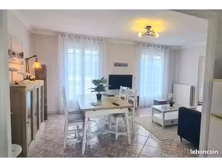 maison de plain-pied 5 pièces - 3 chambres - sous-sol complet