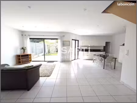 maison 7 pièces 155 m²