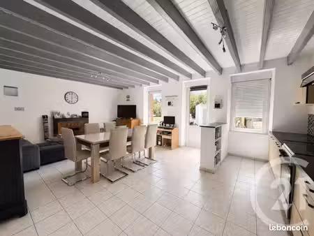 maison 4 pièces 77 m²