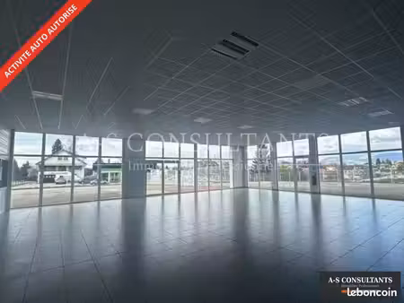 bureaux 720 m² les abrets